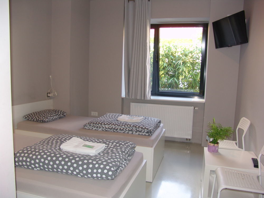 Private Rooms At Hostel63 Zagreb Ngoại thất bức ảnh